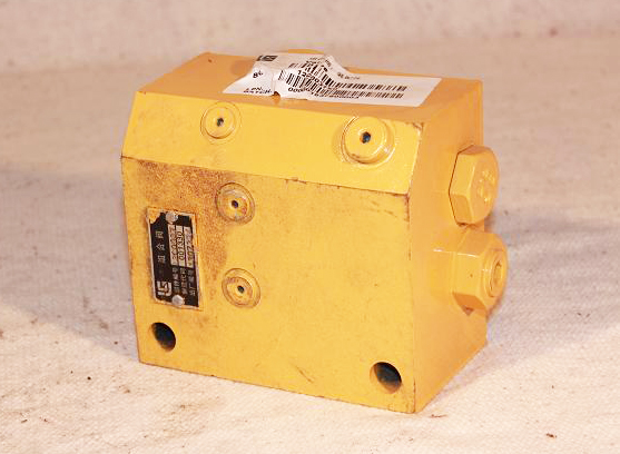 Клапан 12C0037 LiuGong CLG842 CLG856