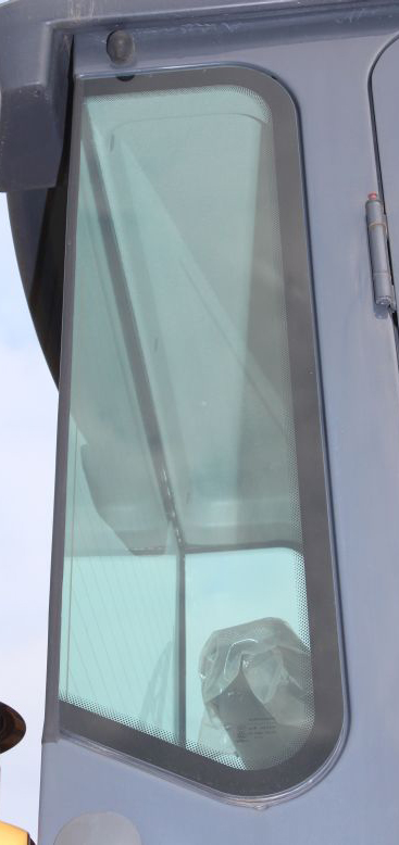 Стекло кабины заднее правое 87A0813 LiuGong CLG856