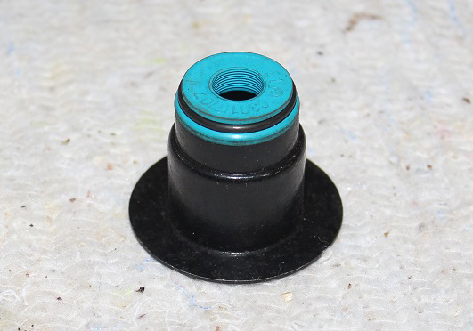 Колпачек маслосъемный SP106156 LiuGong CLG856