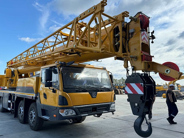 Автокран LiuGong LTC550L5