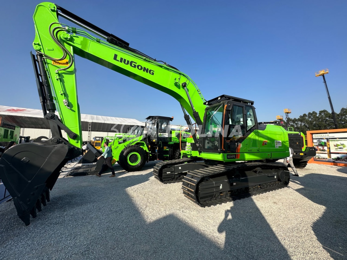 Новинка LiuGong - экскаватор 942FE Новинка LiuGong - экскаватор 942FE