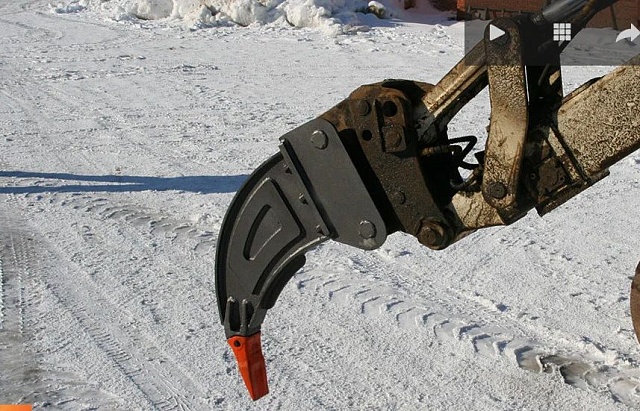 Клыки-рыхлители для экскаваторов-погрузчиков