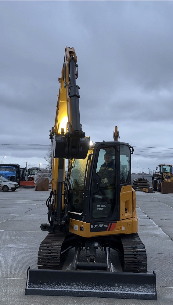 Экскаватор LiuGong 9055FZTS