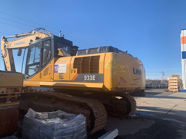 Гусеничный экскаватор LiuGong 933E, 2018 год (бывший в употреблении)