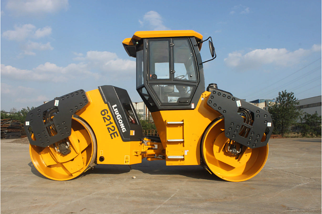 Каток дорожный Liugong CLG 6212E