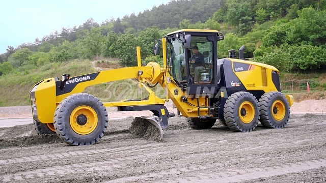 Распродажа Автогрейдеров LiuGong
