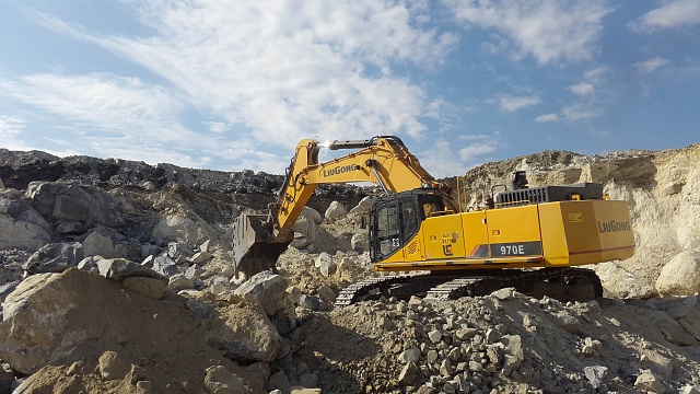 Экскаватор Люгонг CLG 970E Экскаватор Люгонг CLG 970E