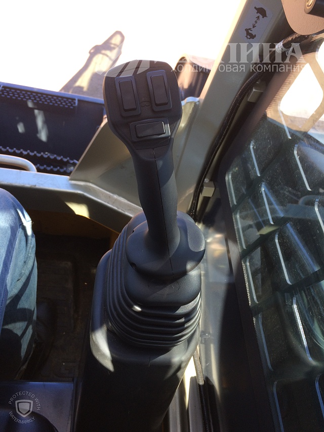 Рычаг управления мини-погрузчиком LiuGong CLG 385B