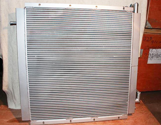 Радиатор масляный 20С0231 LiuGong CLG835