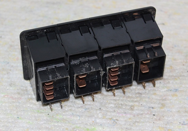 Блок выключателей 34В0145 LiuGong CLG835 CLG842 CLG856 CLG856 CLG856L CLG 862 Блок выключателей 34В0145 LiuGong CLG835 CLG842 CLG856 CLG856 CLG856L CLG 862