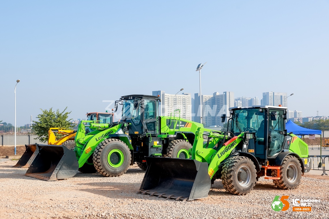 Новая ЭРА экологической строительной техники уже здесь! Новая ЭРА экологической строительной техники уже здесь!