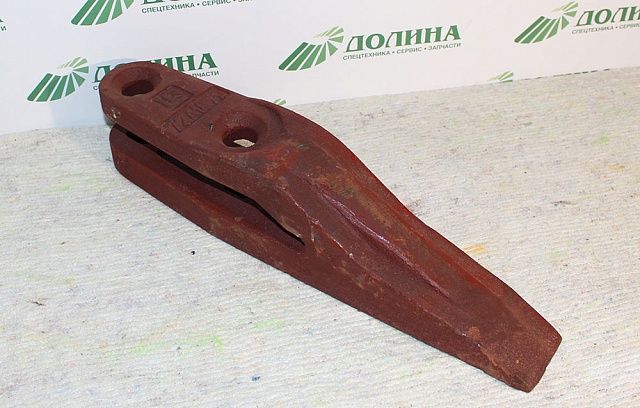 Зуб ковша средний 72A1679 LiuGong CLG855N CLG856H