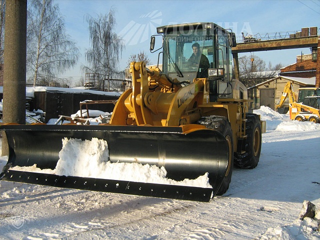 Погрузчик фронтальный CLG 835H