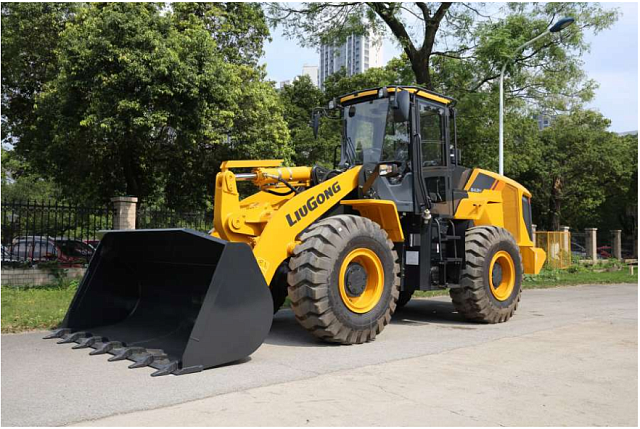 Фронтальный погрузчик Liugong CLG 842H (Weichai+LG+LG)