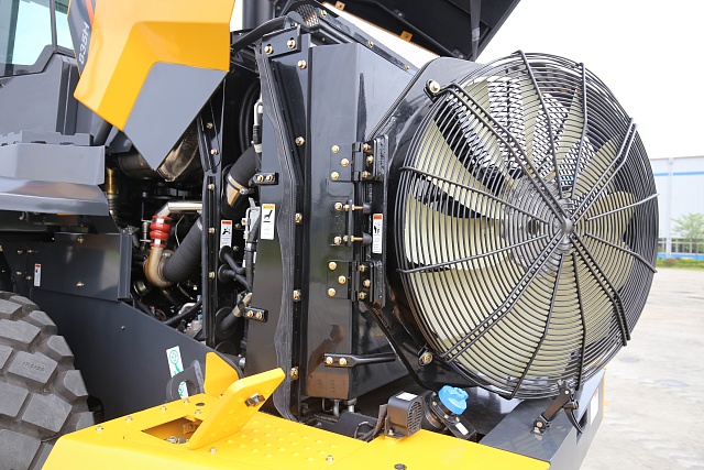 Фронтальный погрузчик 3 т Liugong CLG 835H (BS305+LG), элементы конструкции