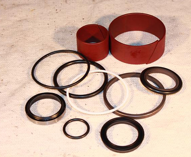 Ремкомплект гидроцилиндра поворота SP100530