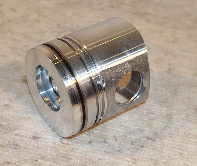 Поршень SP126874