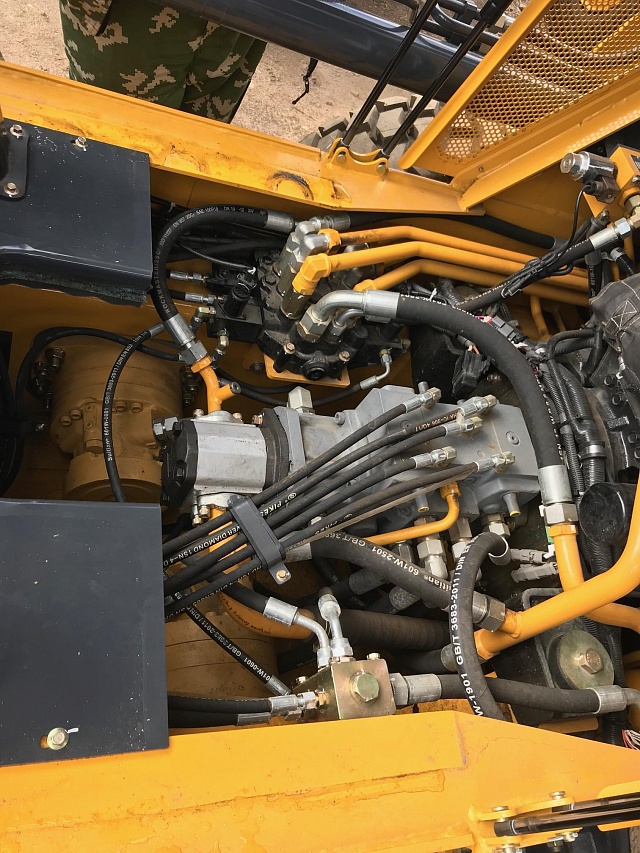 Узловые элементы погрузчика LiuGong CLG 385B