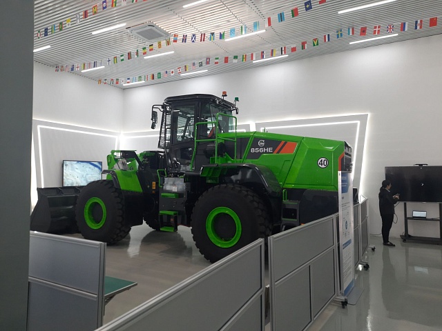 Электрический фронтальный погрузчик LiuGong 856HE MAX