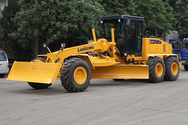 Грейдер-бульдозер Люгонг CLG 425 6 WD