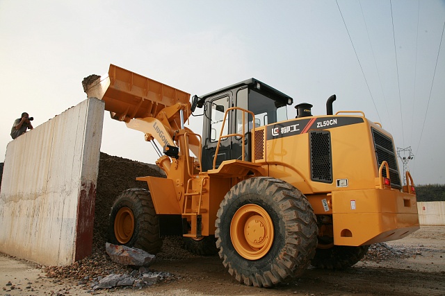 Liugong ZL50CN фронтальный погрузчик 5 тонн