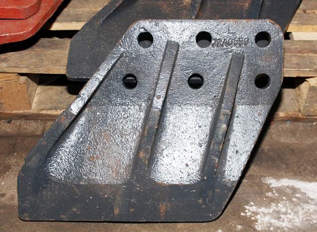 Нож ковша боковой левый 72A0599 LiuGong CLG936D