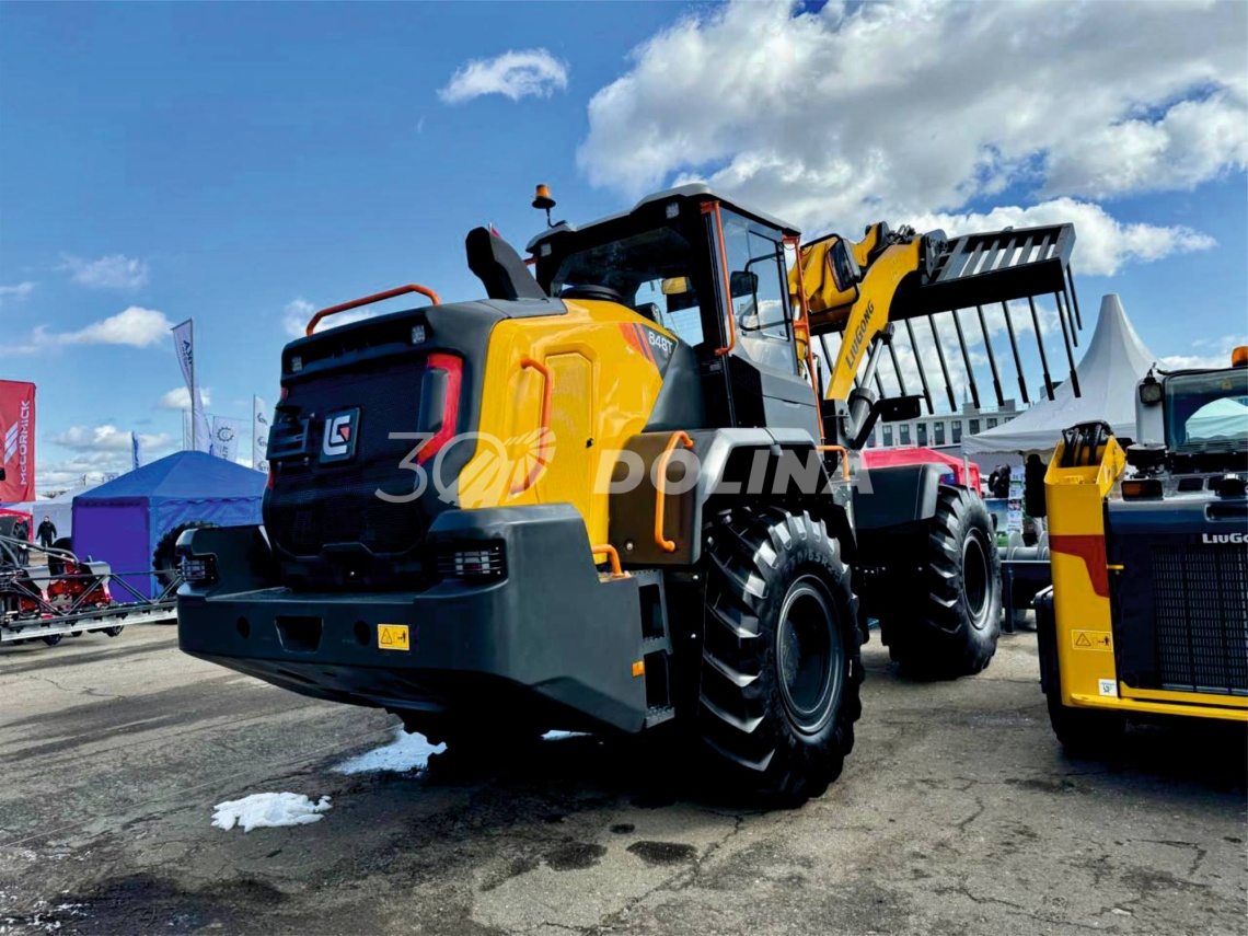 Инновационный фронтальный погрузчик Liugong CLG 848T на выставке «АгроВятка» 2025 в Кирове Инновационный фронтальный погрузчик Liugong CLG 848T на выставке «АгроВятка» 2025 в Кирове