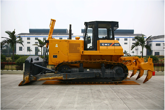 Бульдозер Liugong CLG B230