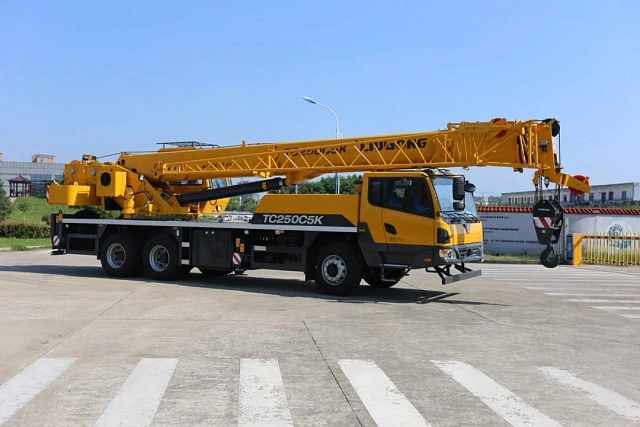 Автокран LiuGong LTC250T5