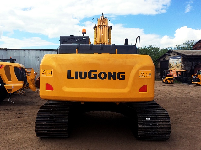 Экскаватор Liugong CLG 925E среднего класса