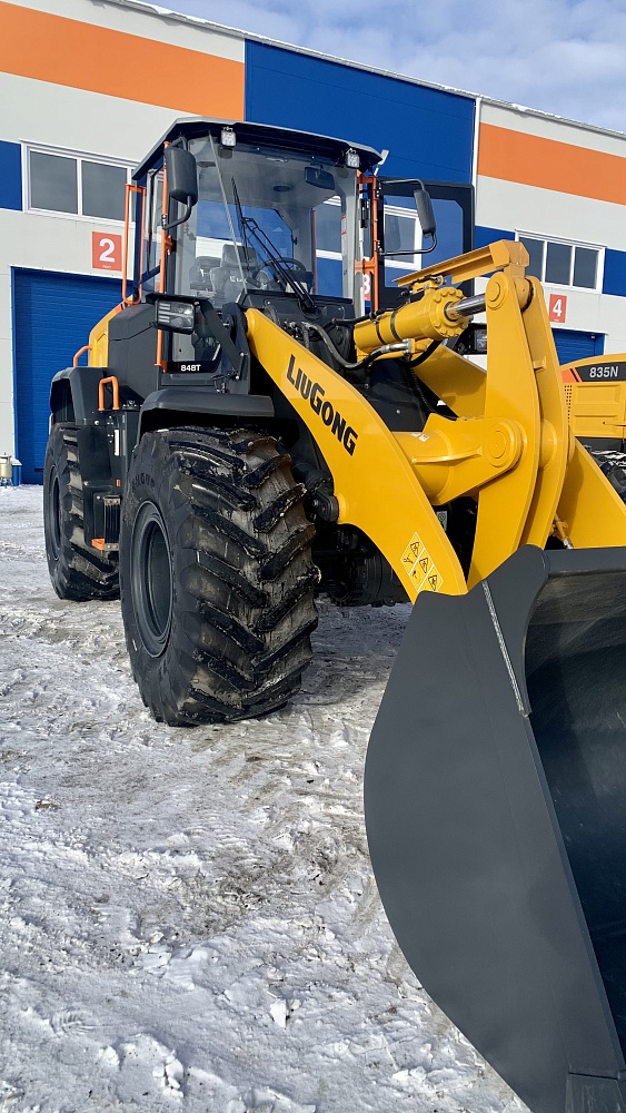 Фронтальный погрузчик LiuGong 848T