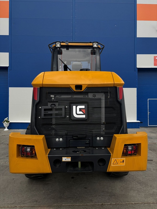 Фронтальный погрузчик LiuGong CLG 835H