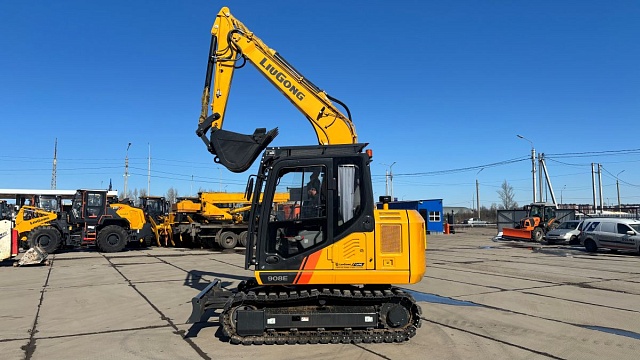 Экскаватор LiuGong CLG 908E