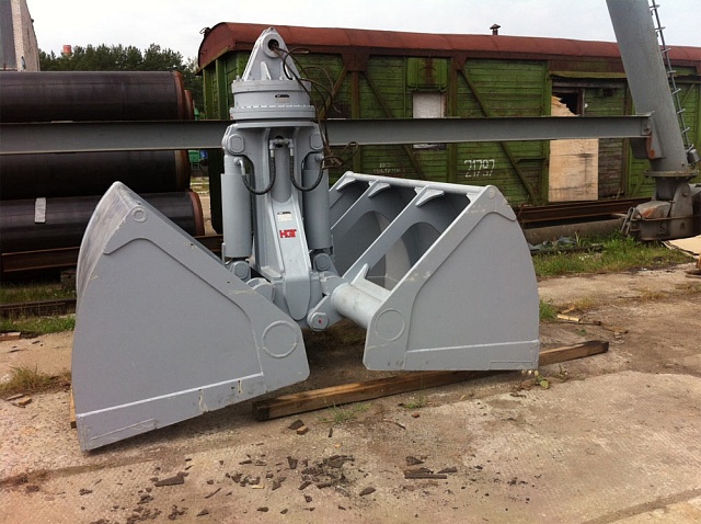 Перегрузочный ковш для экскаватора