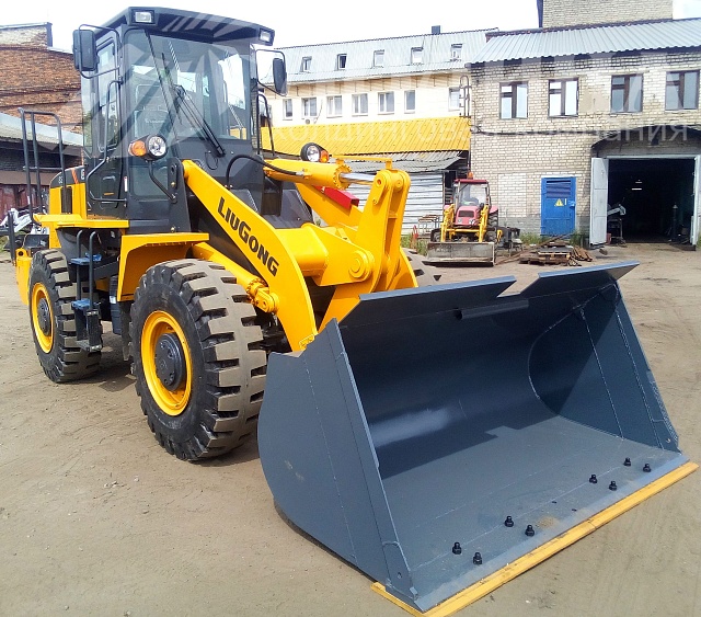 Китайский погрузчик Liugong CLG 836 Китайский погрузчик Liugong CLG 836