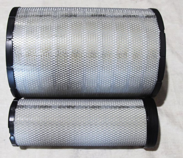 40C5856P01