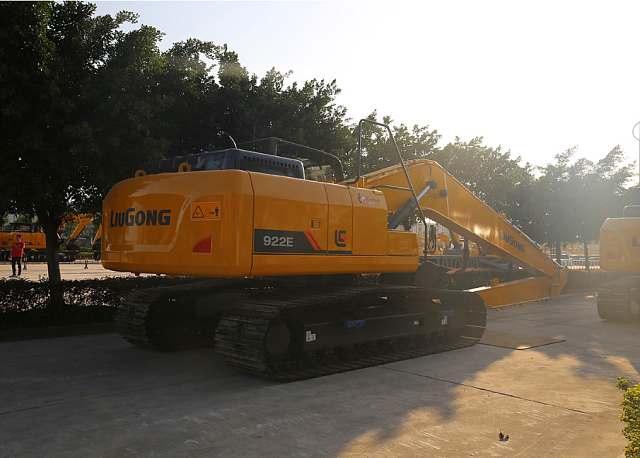 Экскаватор Liugong CLG 922ELL