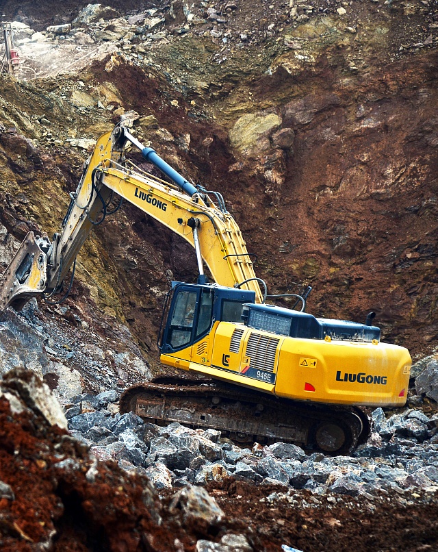 Экскаваторные гидромолоты