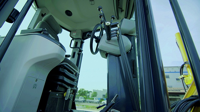 Элементы конструкции дорожного грейдера CLG 4180D Элементы конструкции дорожного грейдера CLG 4180D