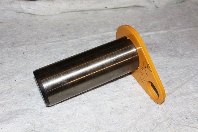 Палец 11D1820 Палец 11D1820