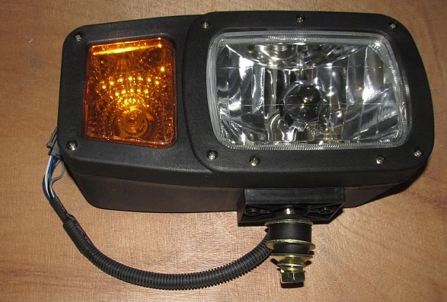 Блок фара правая 46C9986 LiuGong CLG835 CLG842 CLG855N CLG856 CLG 862 CLG888