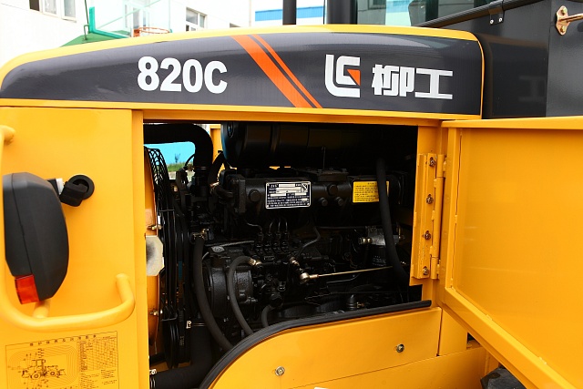 Liugong CLG 820C фронтальный погрузчик 1 куб