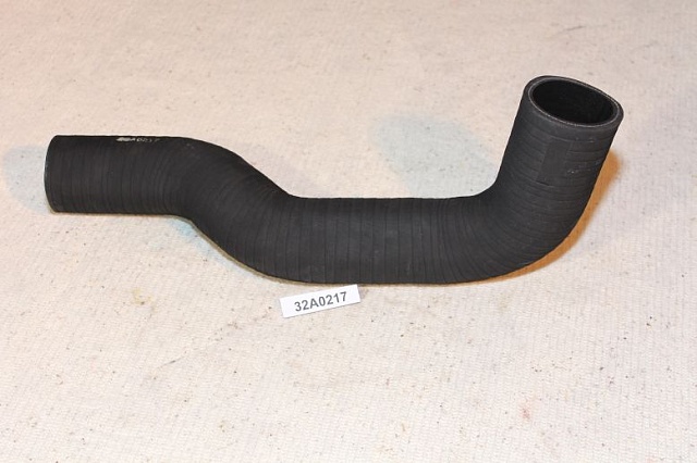 Патрубок радиатора нижний 32A0217 LiuGong CLG 418 Патрубок радиатора нижний 32A0217 LiuGong CLG 418