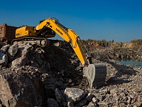 Выбираем гусеничный экскаватор массой 30 тонн: обзор производителей