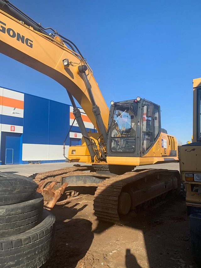 Гусеничный экскаватор LiuGong 933E, 2018 год (бывший в употреблении)