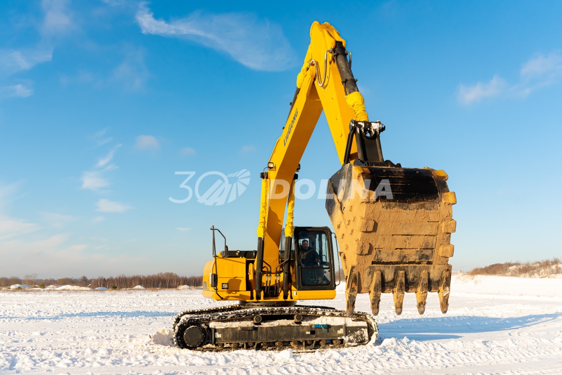 Гусеничный экскаватор LiuGong CLG933E Гусеничный экскаватор LiuGong CLG933E