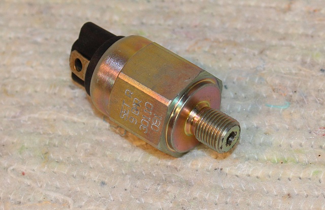 Датчик  давления торм.сист. 34J0016 LiuGong CLG 766 CLG 777A Датчик  давления торм.сист. 34J0016 LiuGong CLG 766 CLG 777A