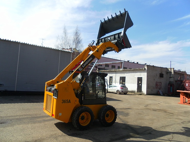 Челюстные ковши для мини-погрузчиков