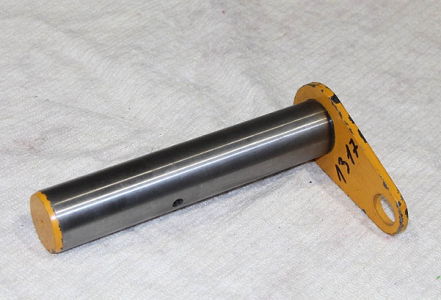 Палец 11D1317 LiuGong CLG365B CLG375B