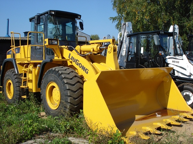 Liugong CLG 856 фронтальный погрузчик 3 куба